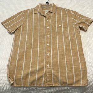 American Eagle Men’s Resort Shirt in XS